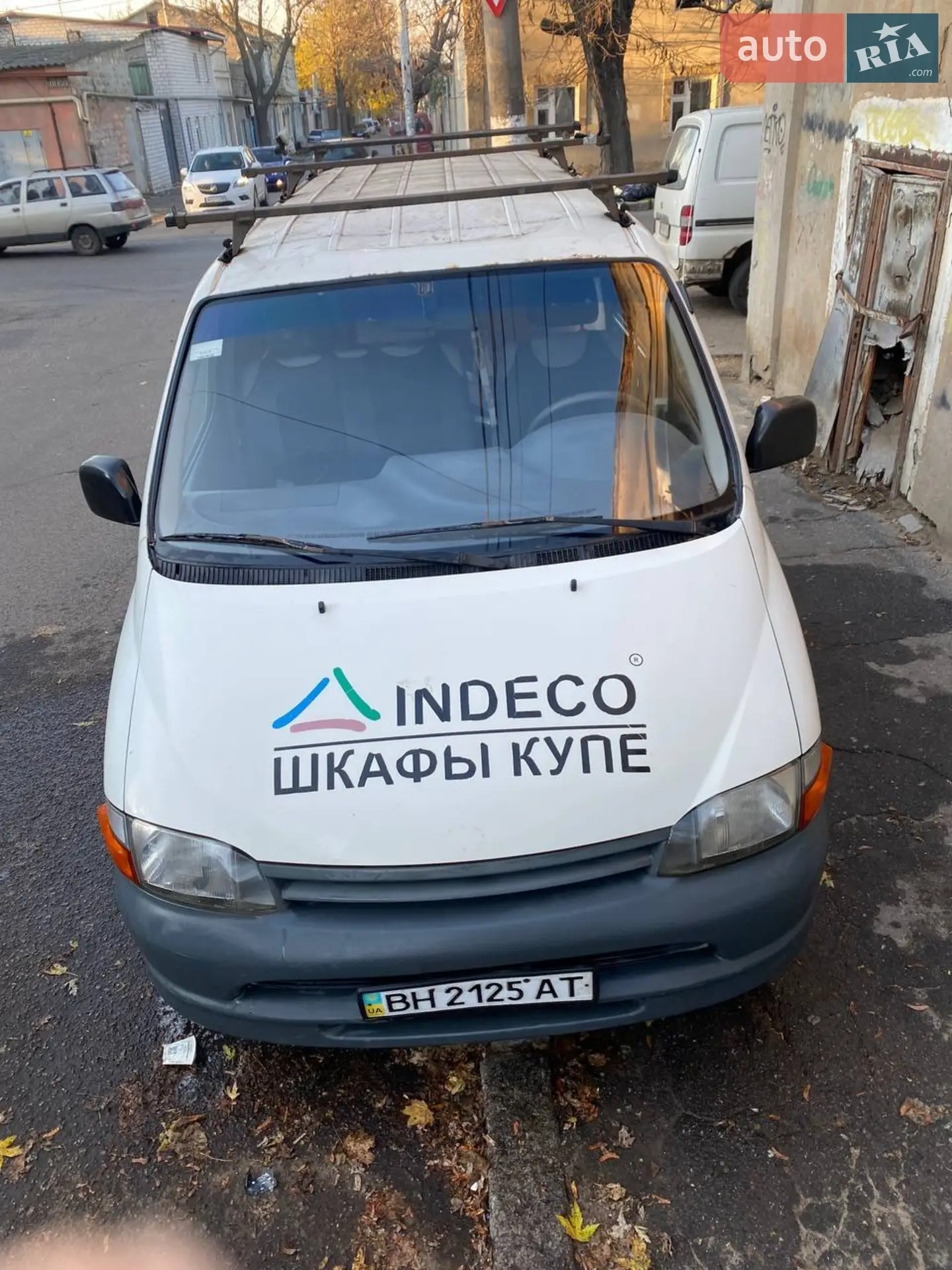 Toyota Hiace, 2001