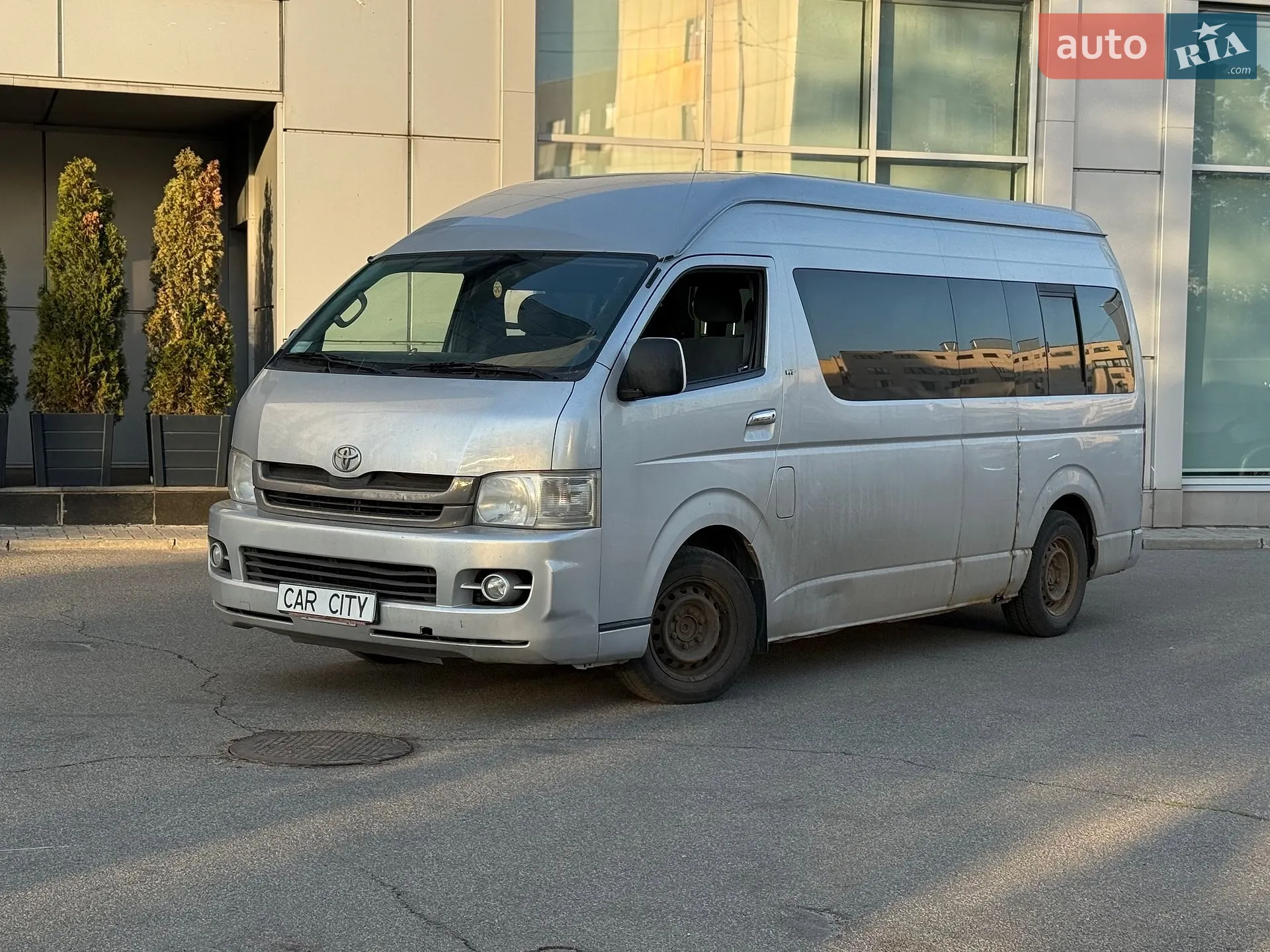 Toyota Hiace, 2008