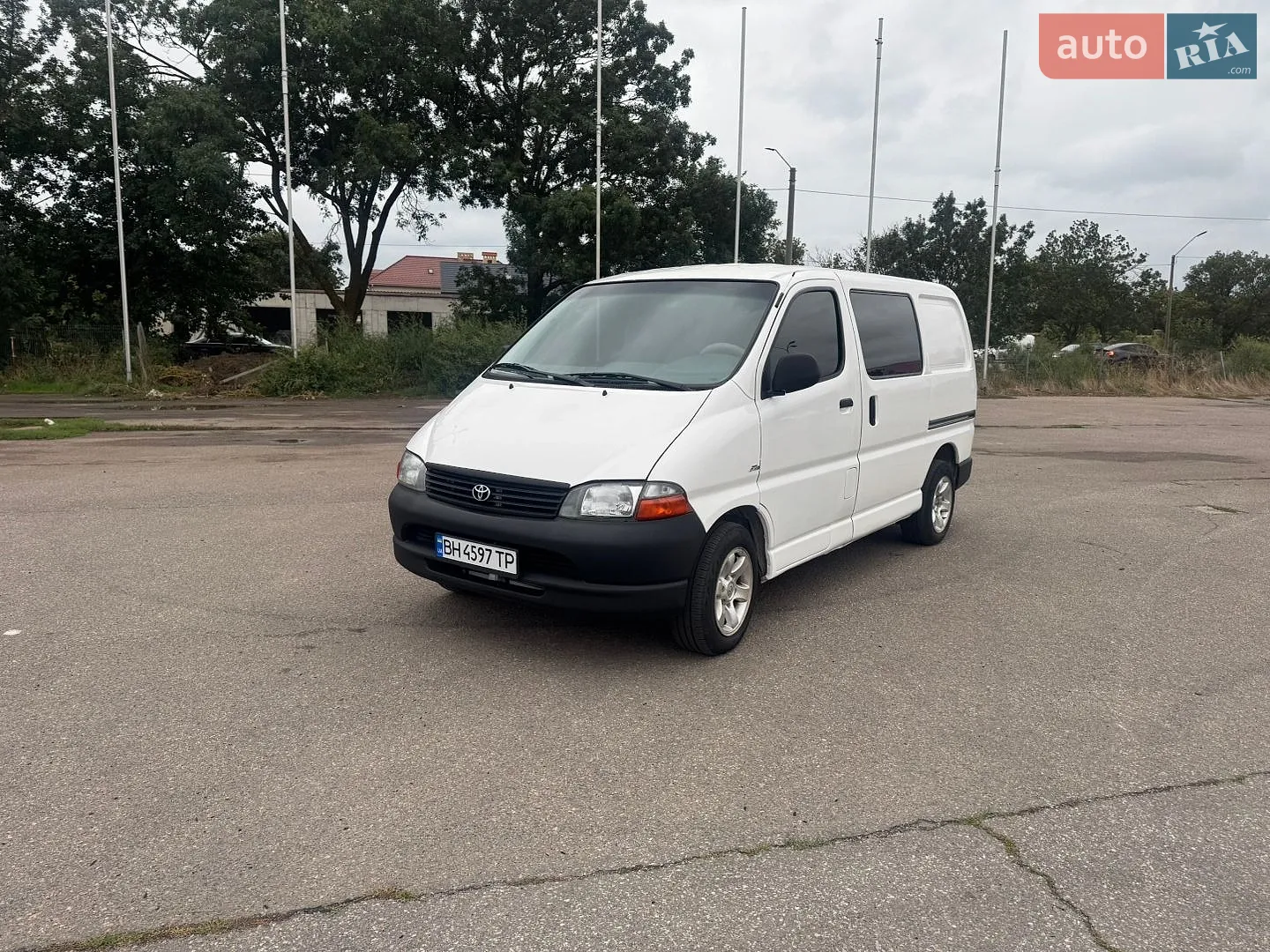 Toyota Hiace, 2003