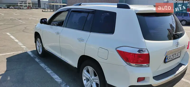 Toyota Highlander, 2013