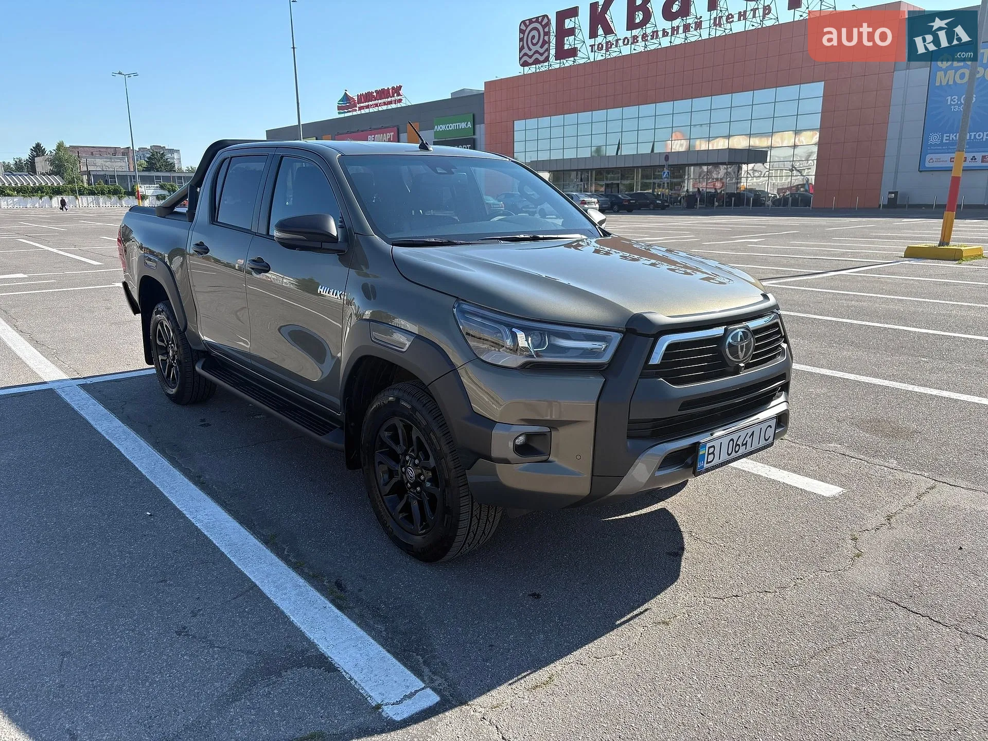 Toyota Hilux, 2023