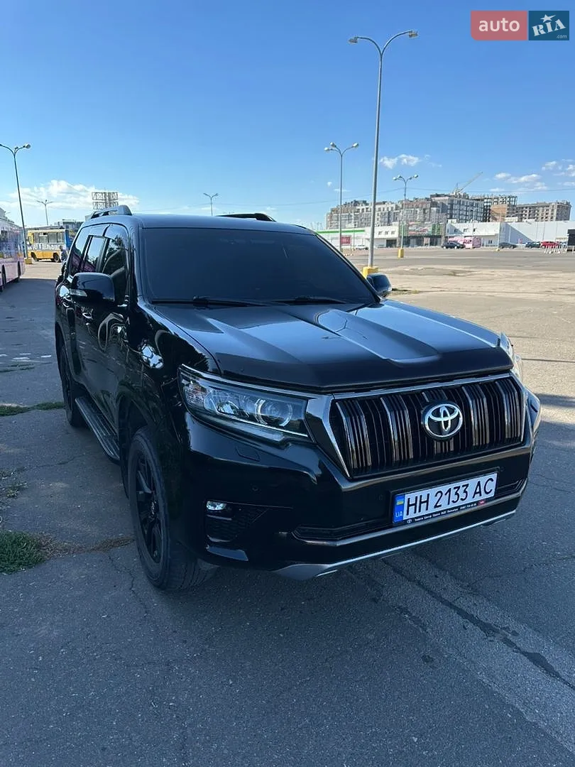 Toyota Land Cruiser Prado 2021 — 1