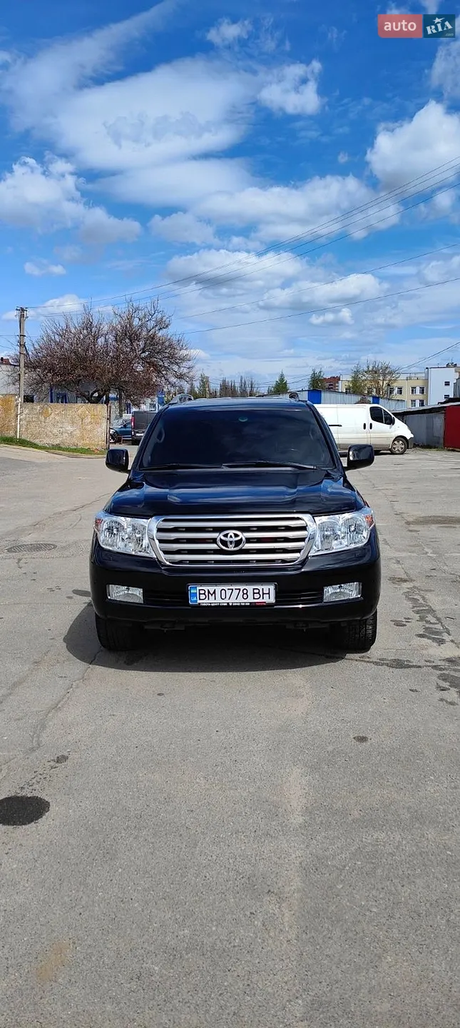 Toyota Land Cruiser, 2011