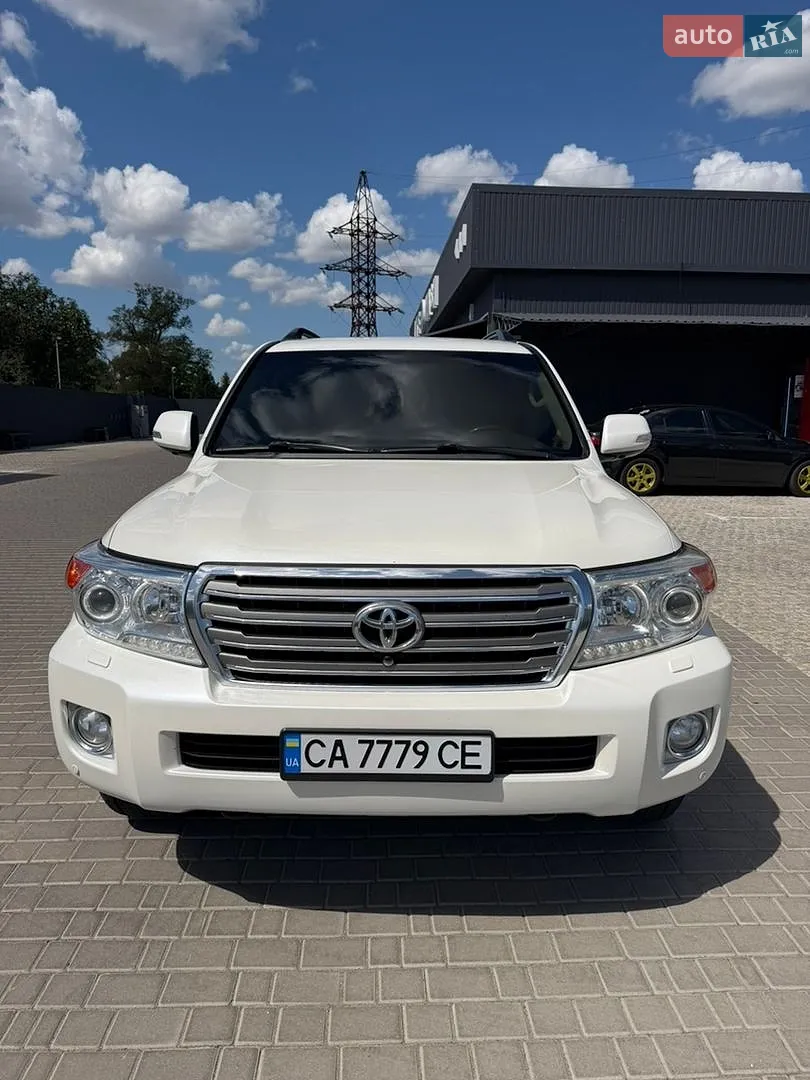 Toyota Land Cruiser, 2013