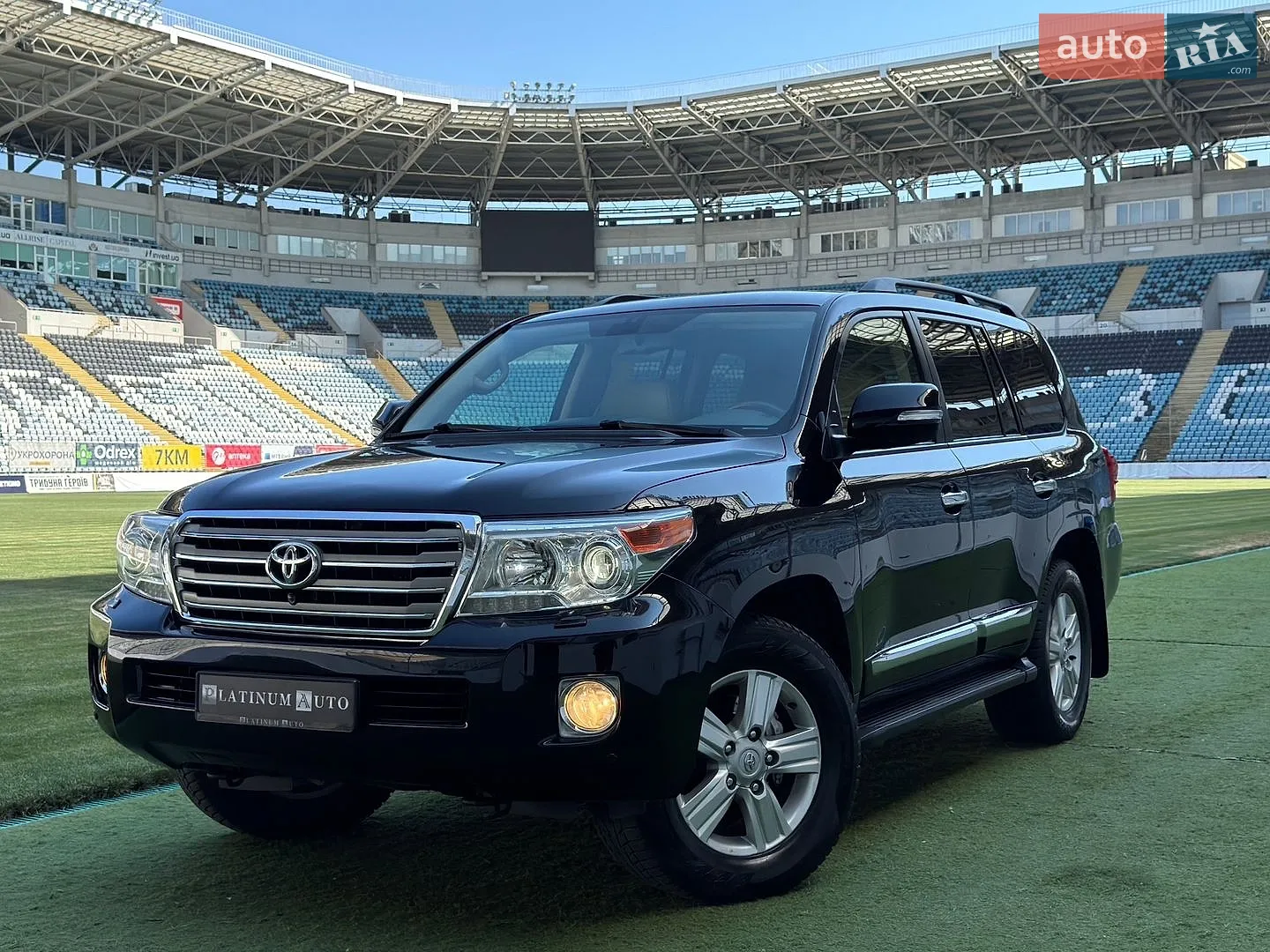 Toyota Land Cruiser, 2012