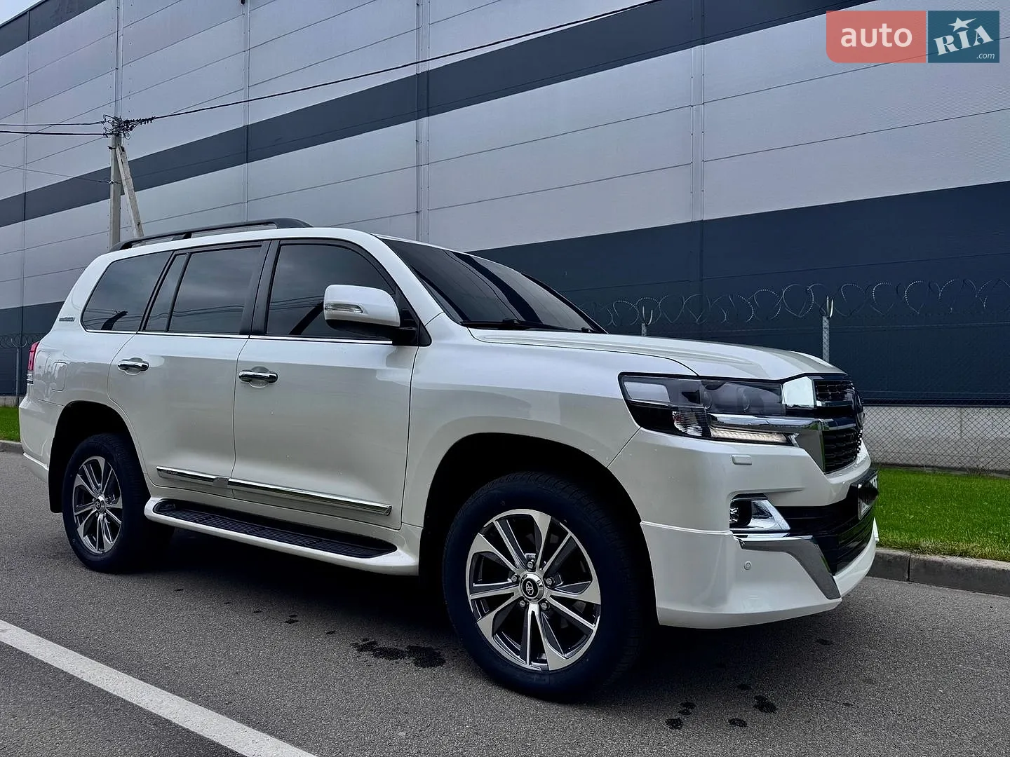 Toyota Land Cruiser, 2019