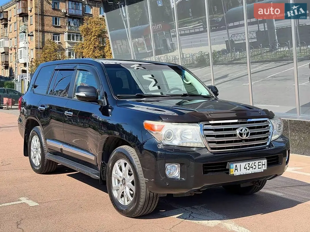 Toyota Land Cruiser, 2013