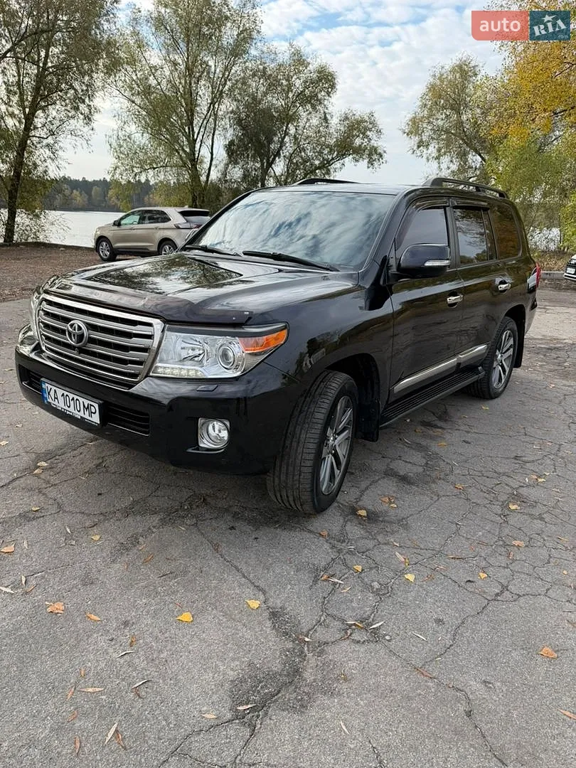 Toyota Land Cruiser, 2014