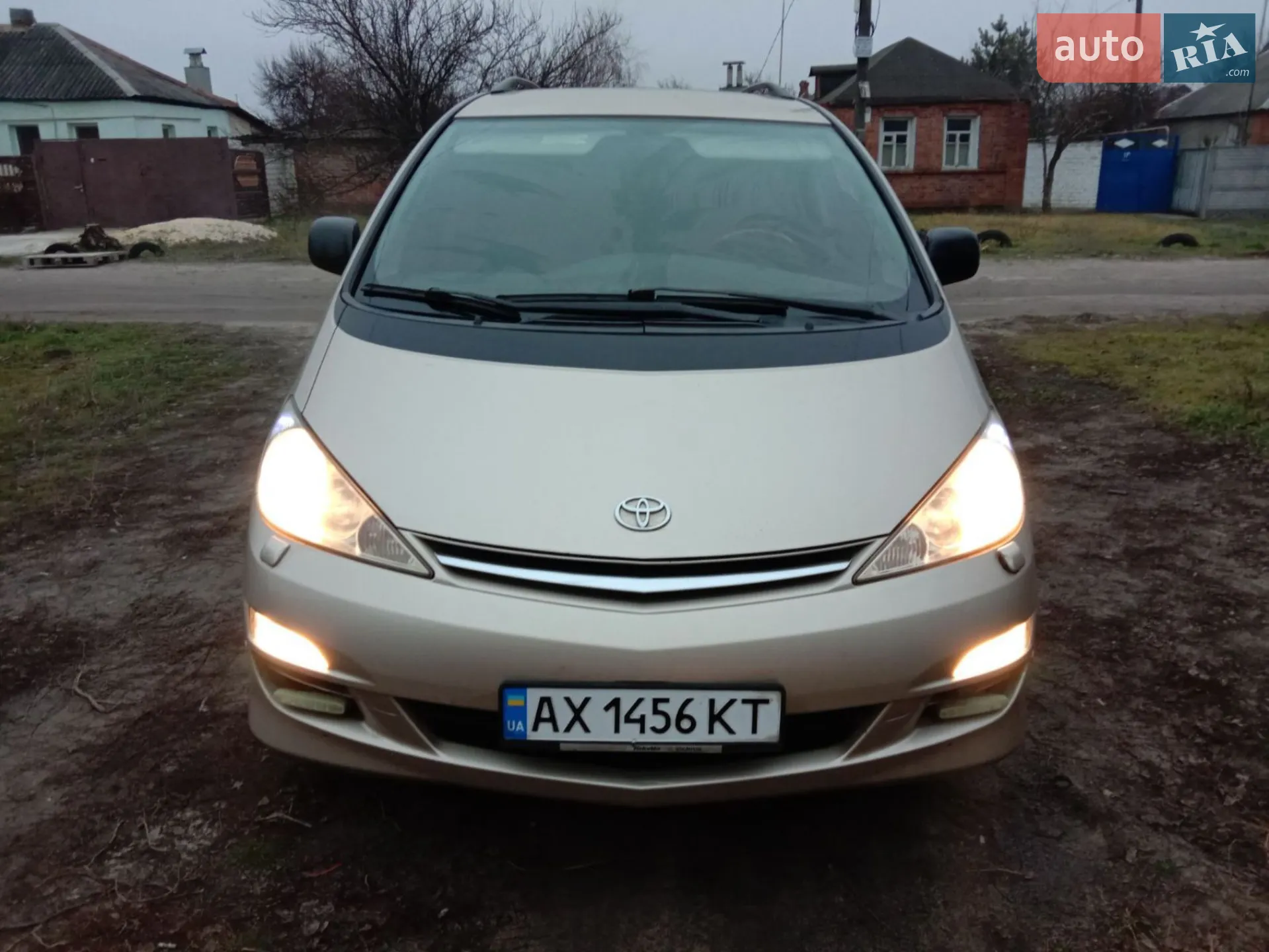 Toyota Previa, 2005