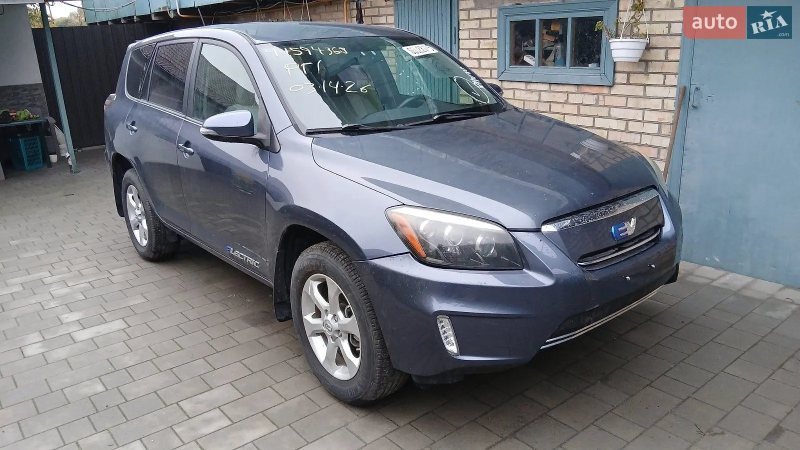 Toyota RAV4 EV, 2014