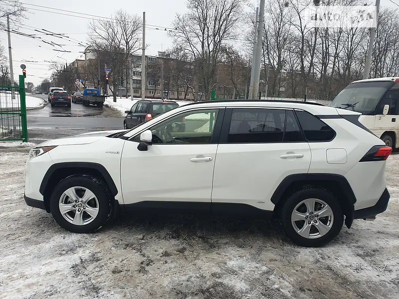 Toyota RAV4, 2020