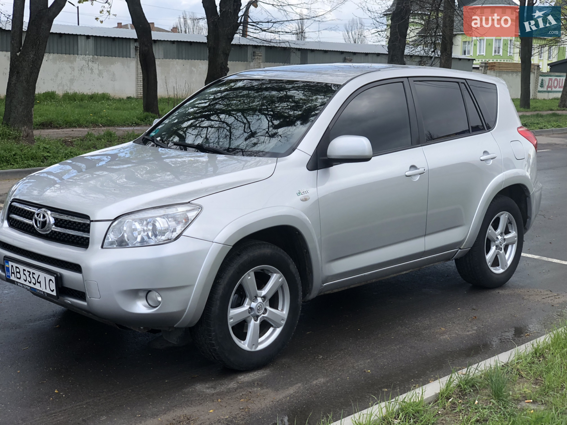Toyota RAV4, 2005