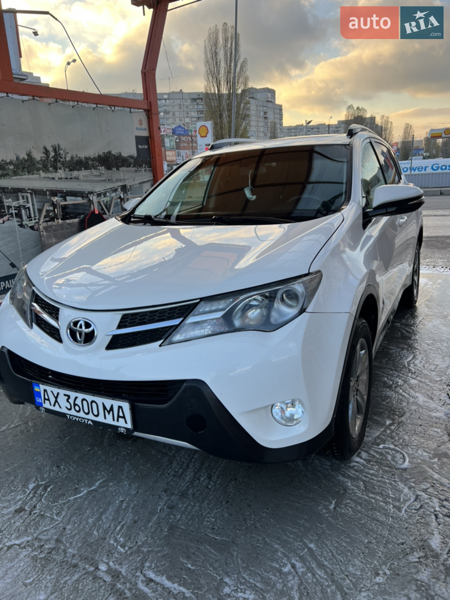 Toyota RAV4, 2015