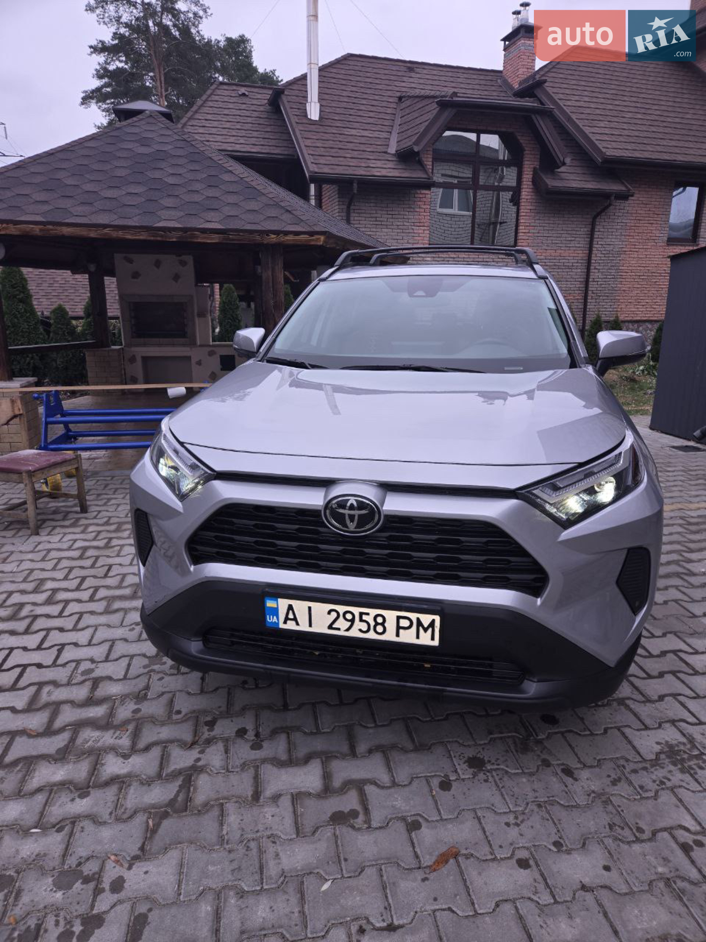 Toyota RAV4, 2023