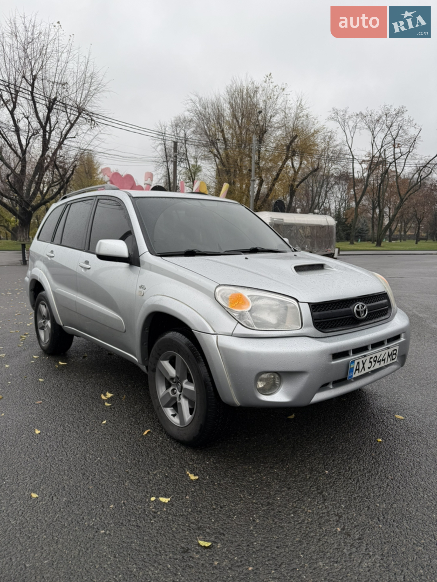 Toyota RAV4, 2005