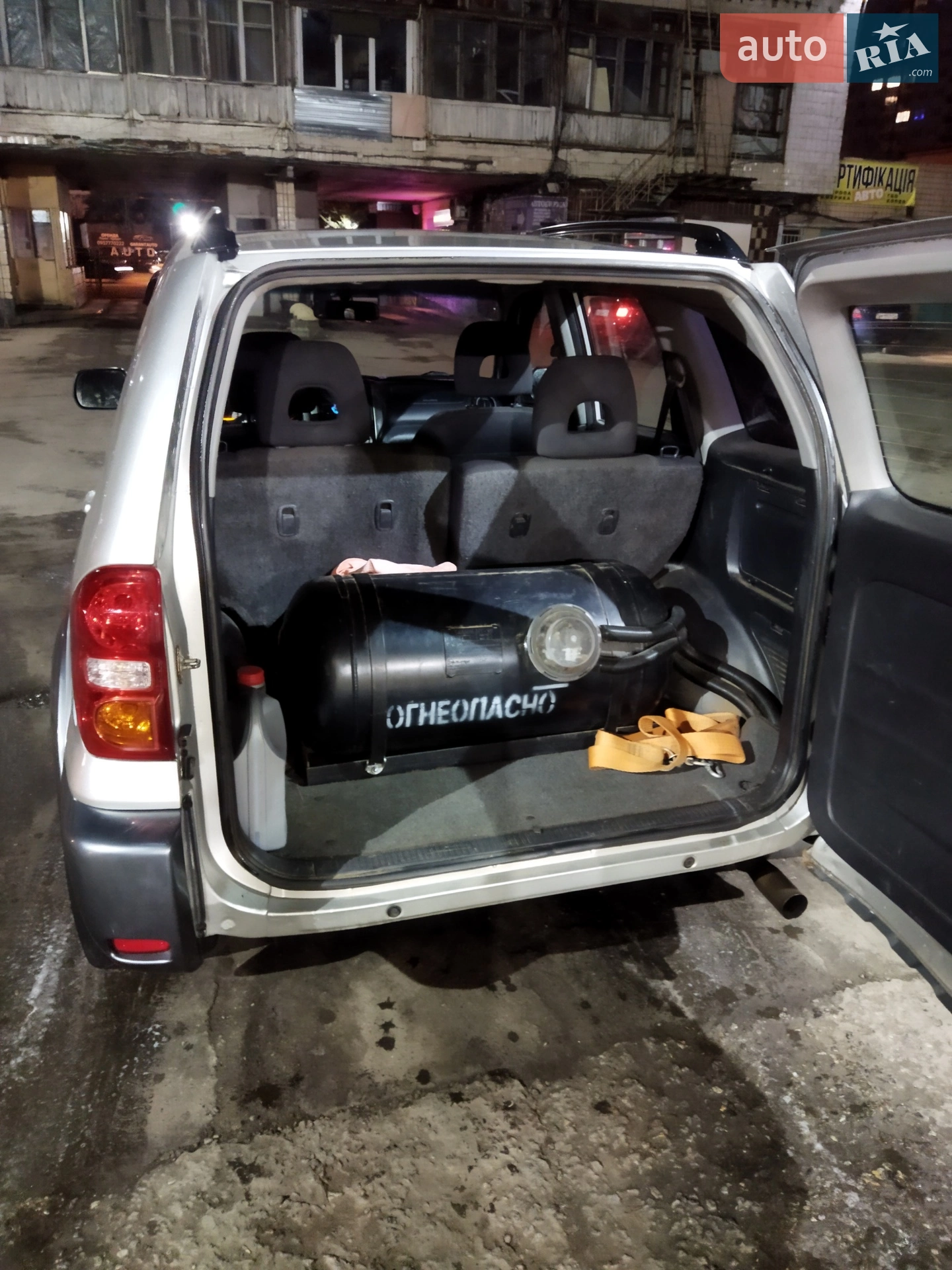 Toyota RAV4, 2004
