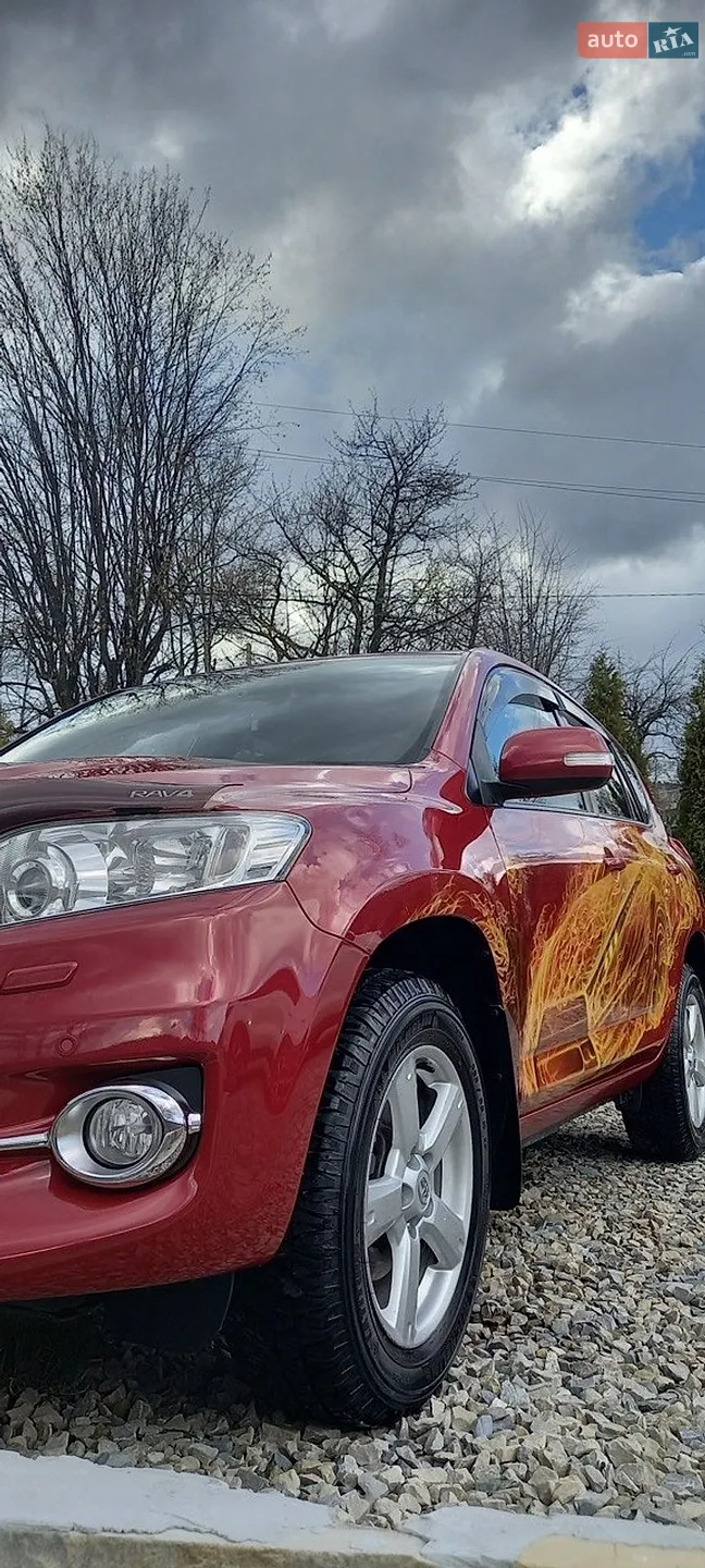 Toyota RAV4, 2010