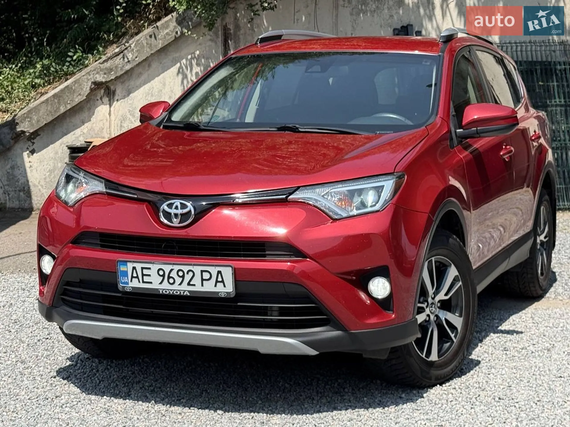 Toyota RAV4, 2016