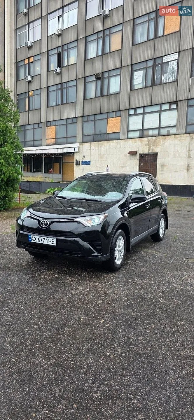 Toyota RAV4, 2016