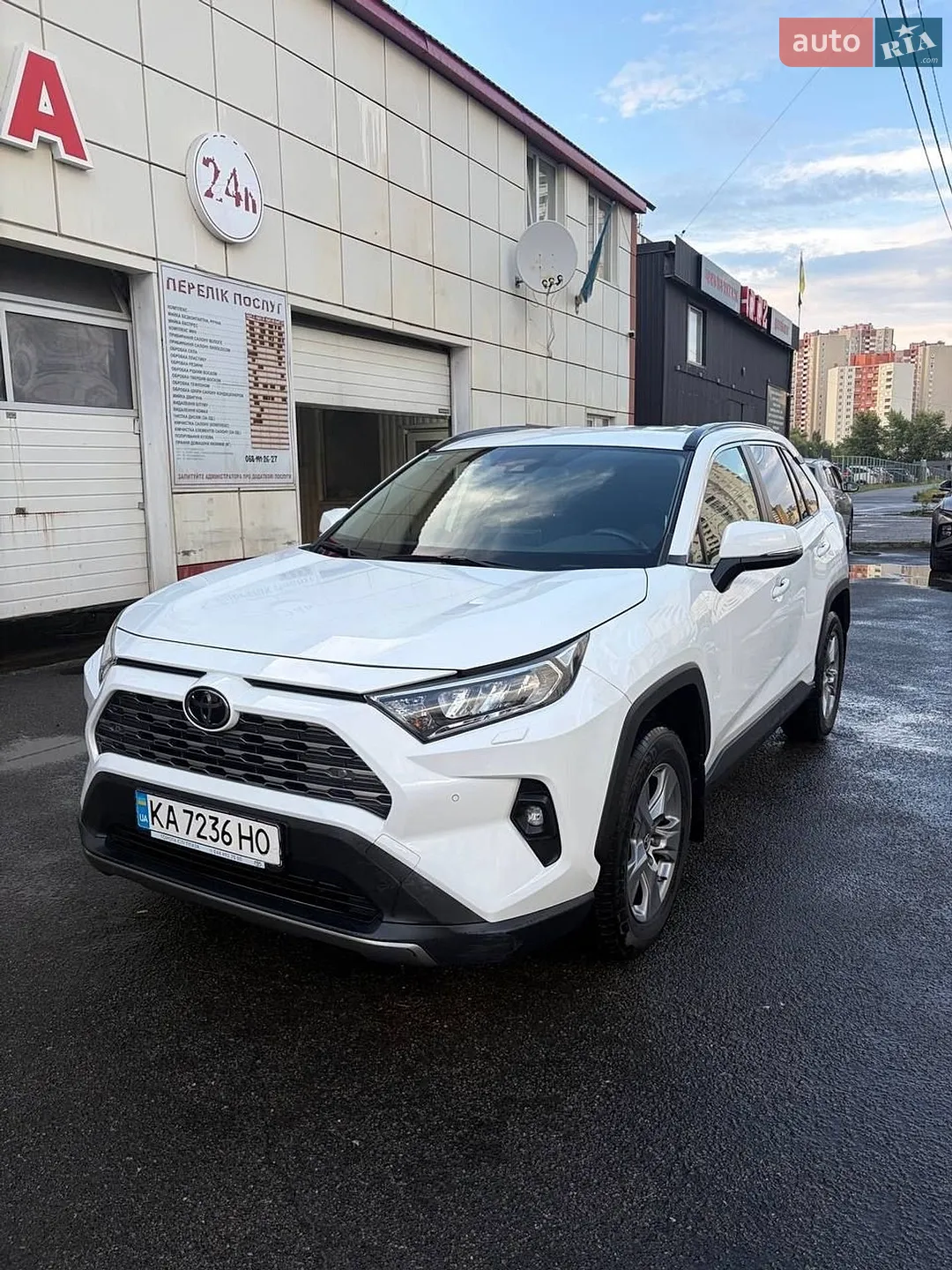 Toyota RAV4, 2022