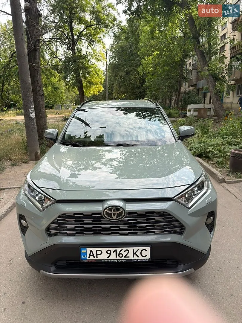 Toyota RAV4, 2020