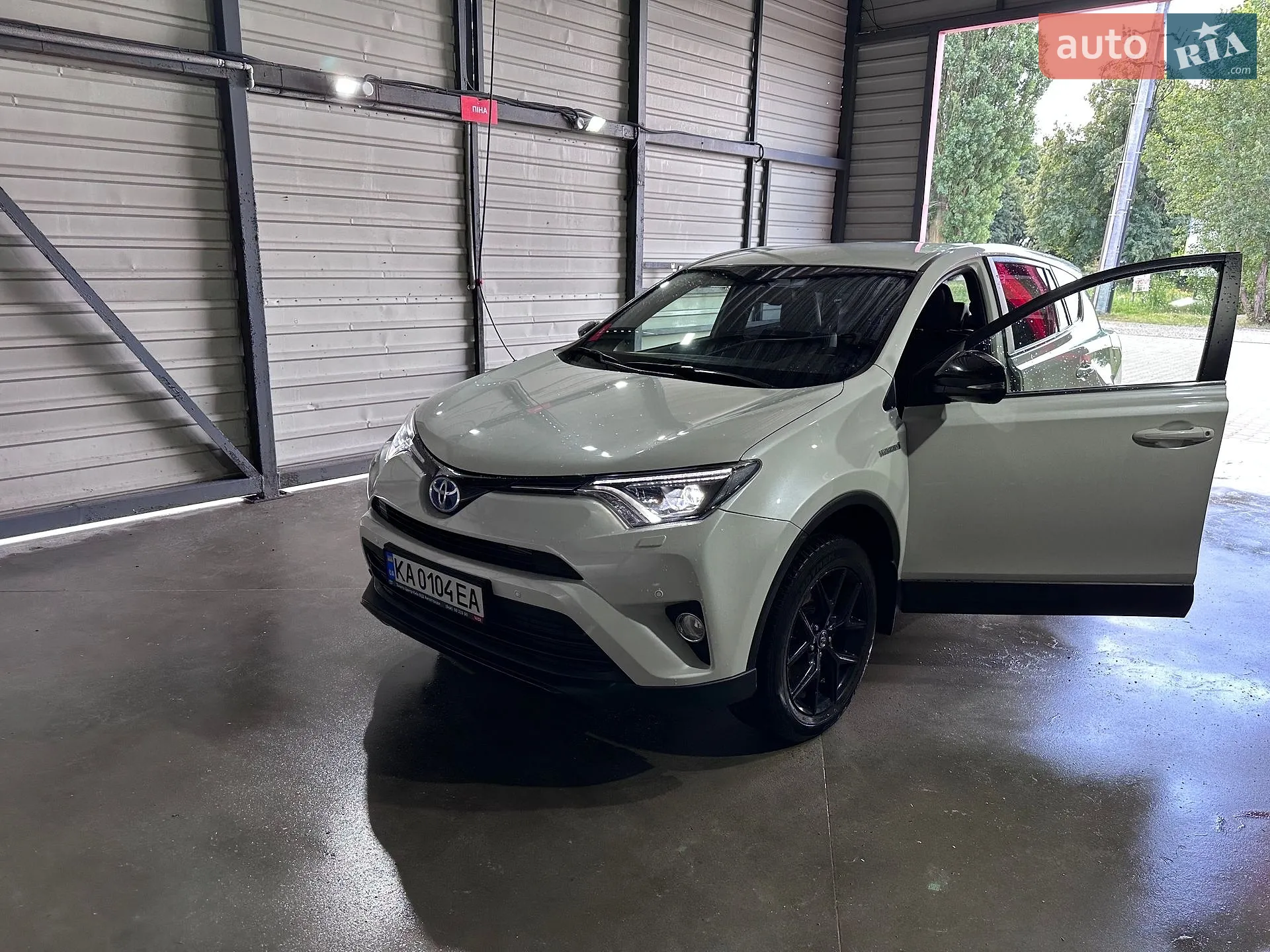 Toyota RAV4, 2018