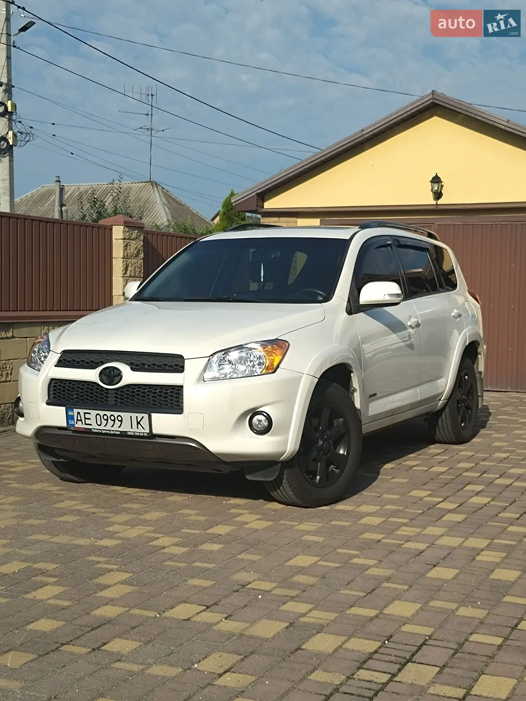Toyota RAV4, 2012