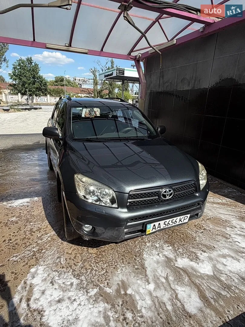Toyota RAV4, 2007