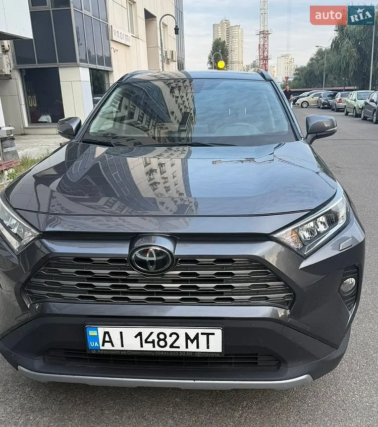 Toyota RAV4, 2019
