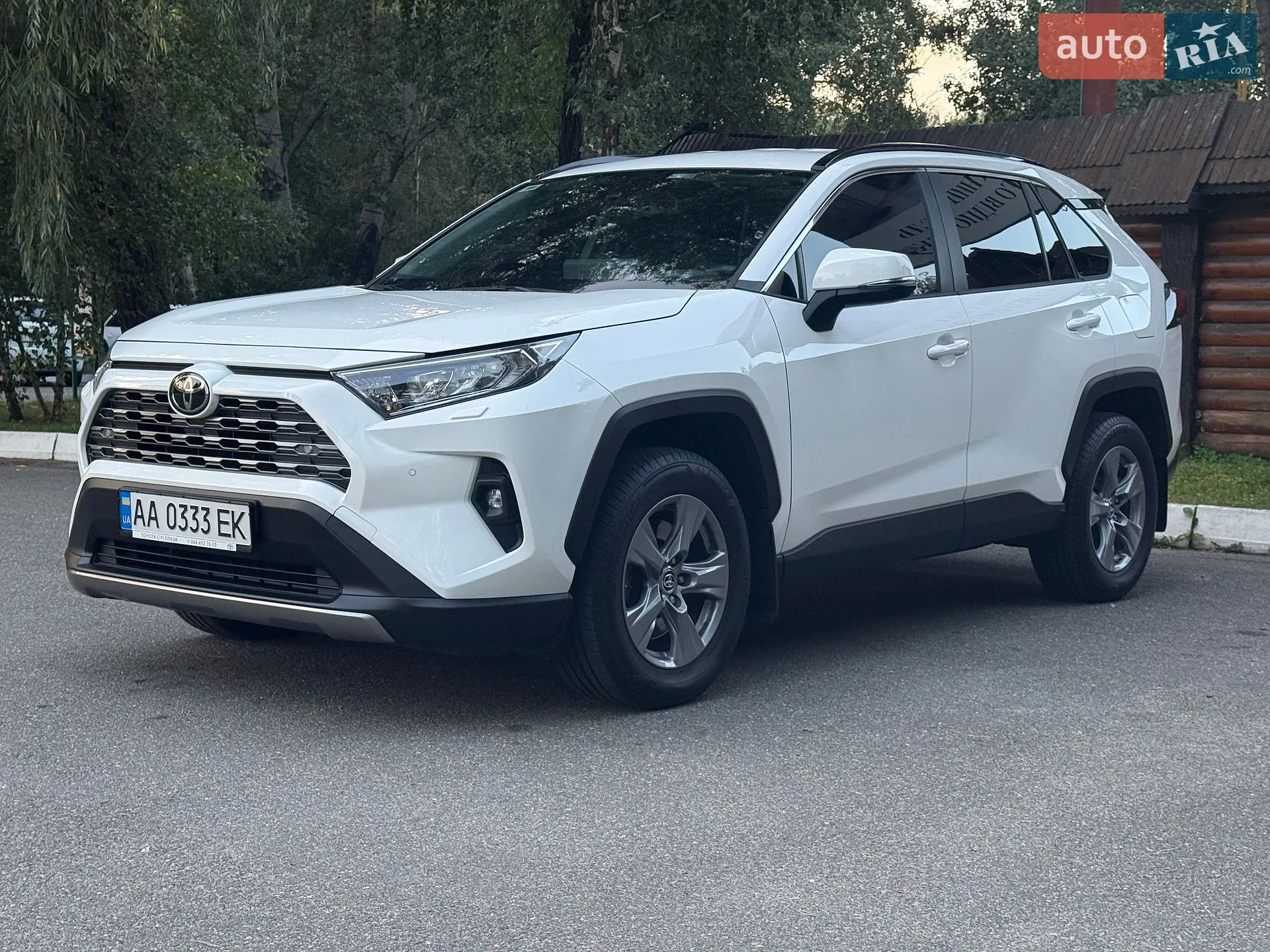 Toyota RAV4, 2023