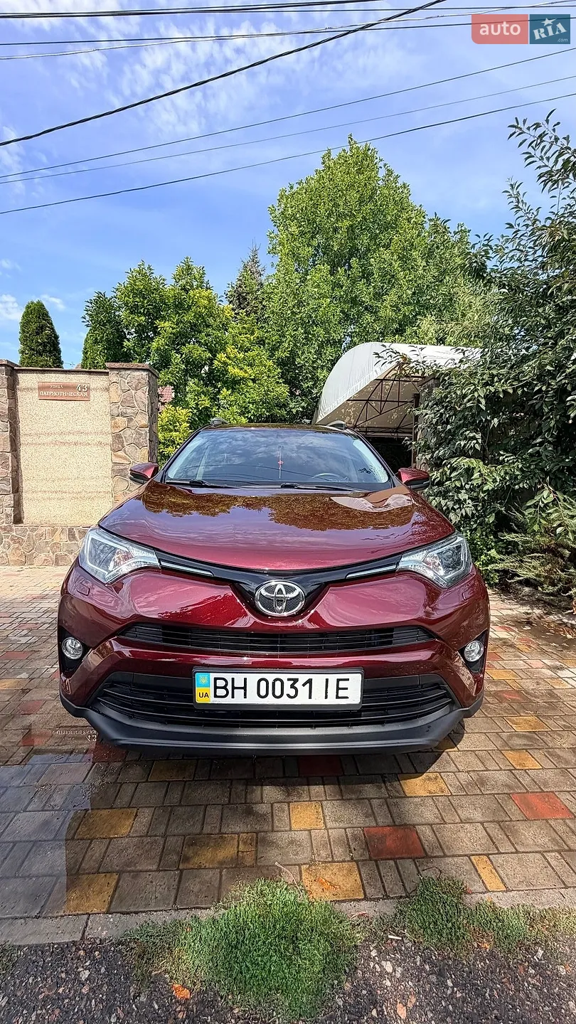 Toyota RAV4, 2017
