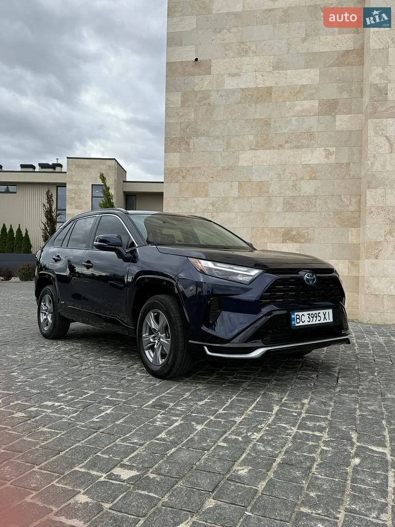 Toyota RAV4, 2022
