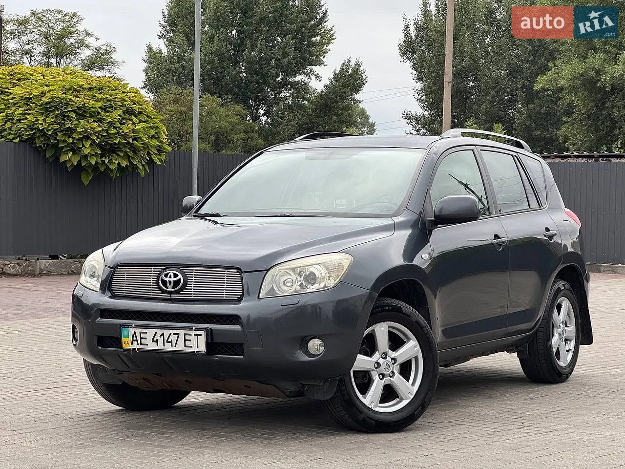 Toyota RAV4, 2005