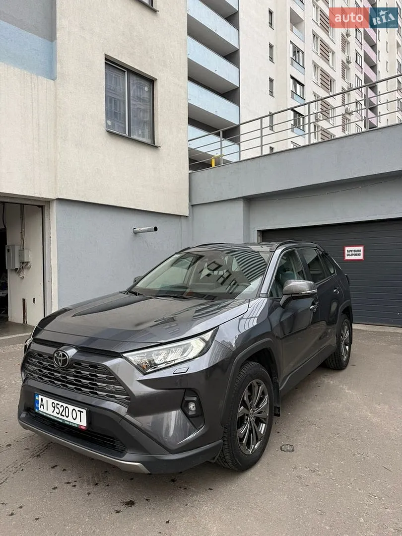 Toyota RAV4, 2022