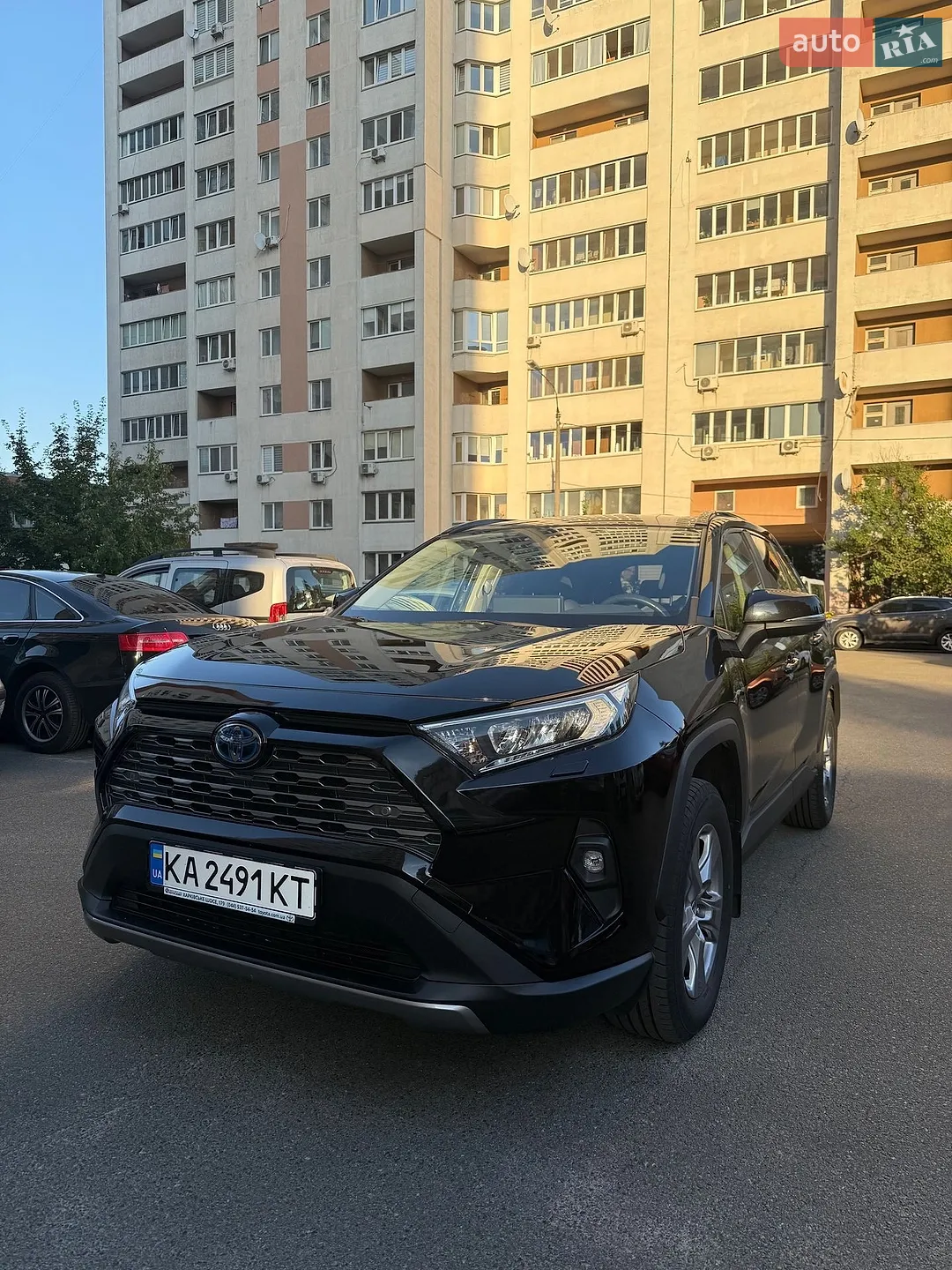 Toyota RAV4, 2023