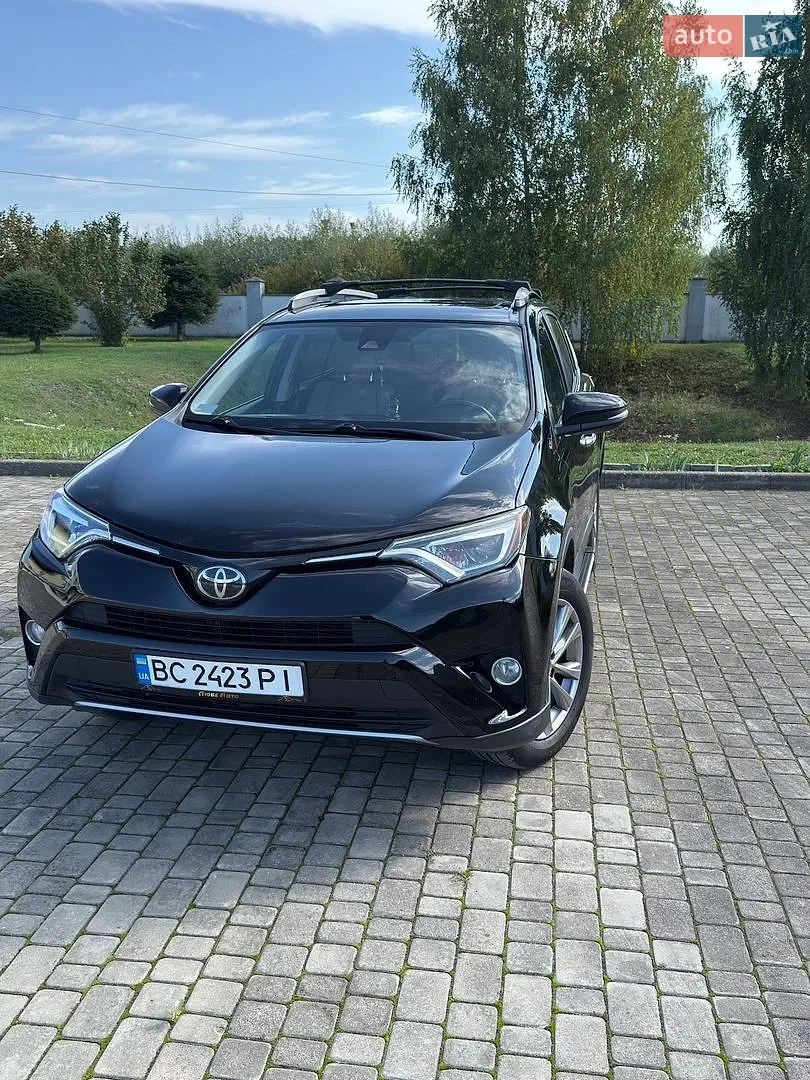Toyota RAV4, 2017