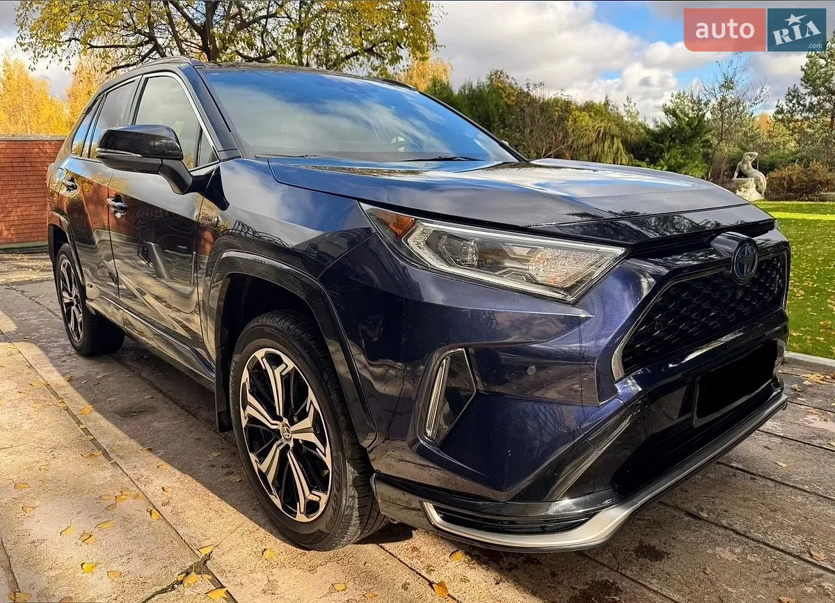 Toyota RAV4, 2024