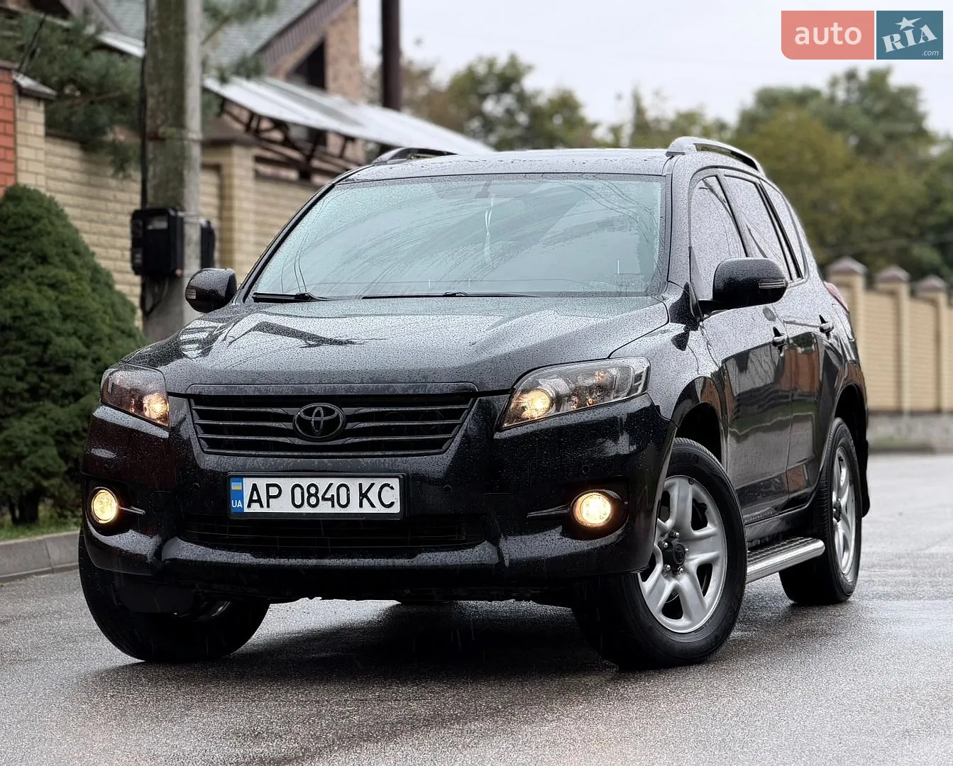 Toyota RAV4, 2010