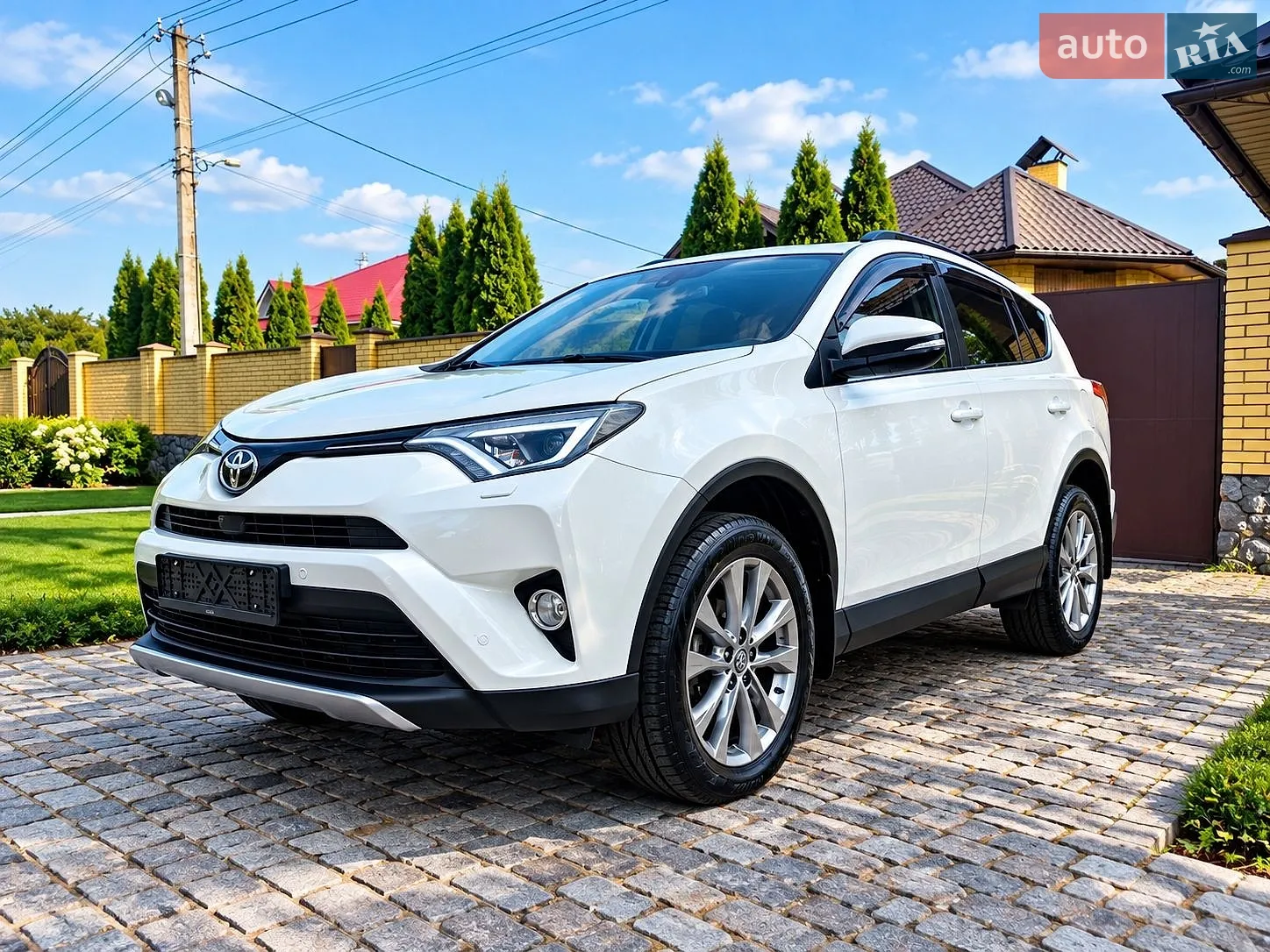 Toyota RAV4, 2016