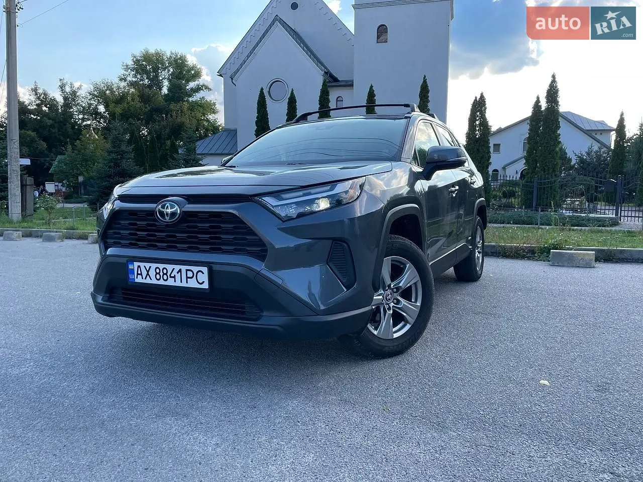 Toyota RAV4, 2023