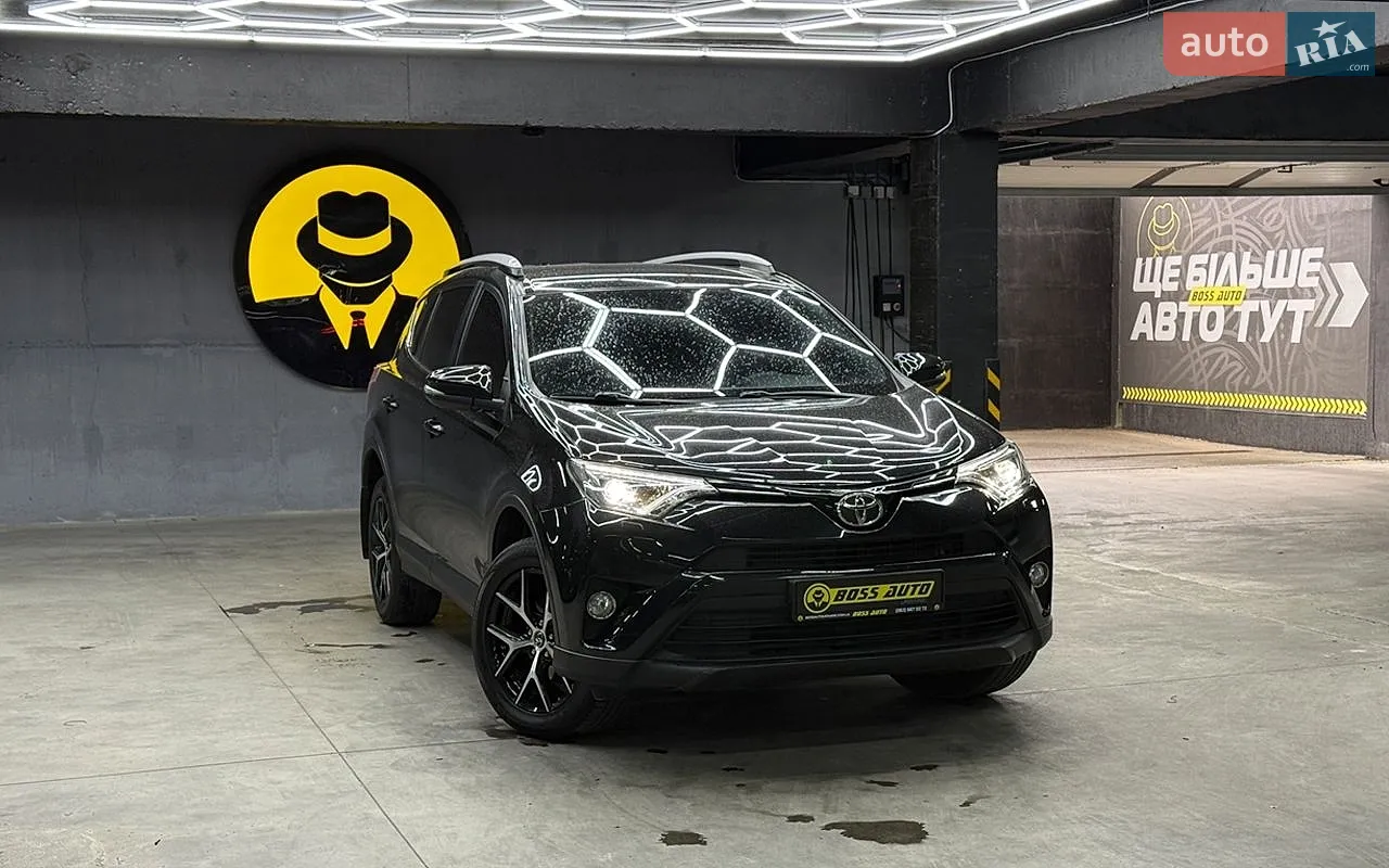 Toyota RAV4, 2016