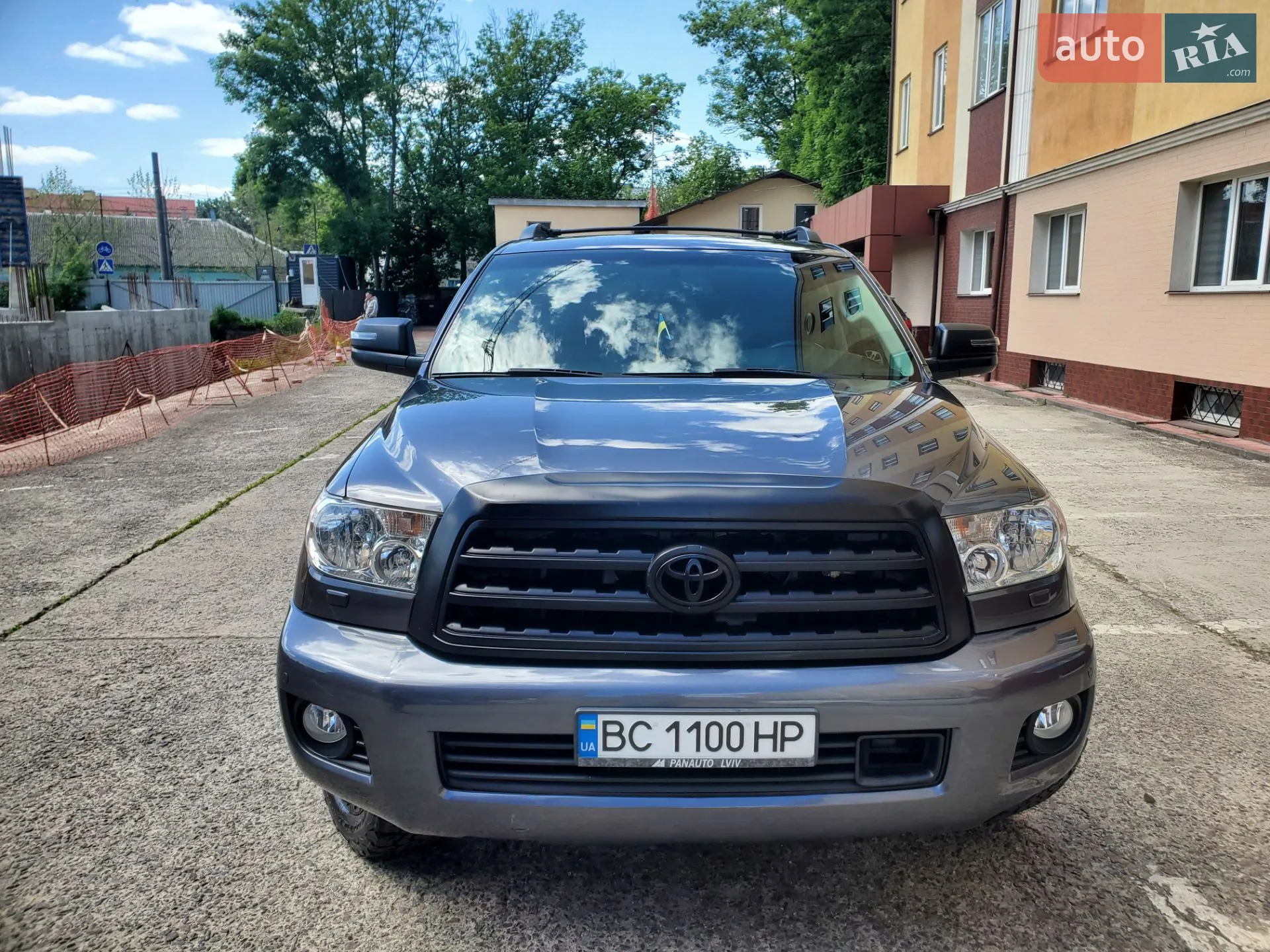 Toyota Sequoia, 2017