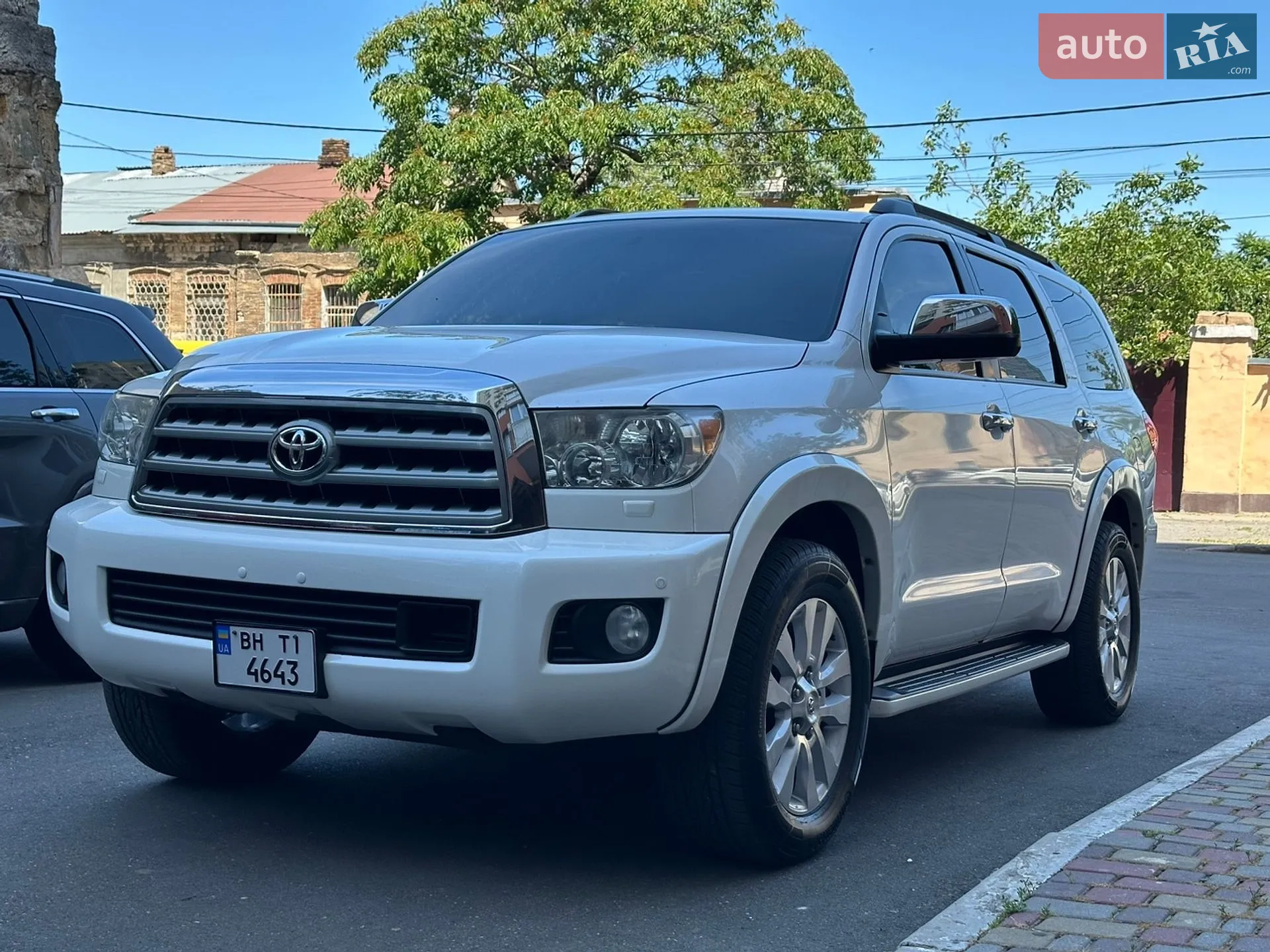 Toyota Sequoia, 2015