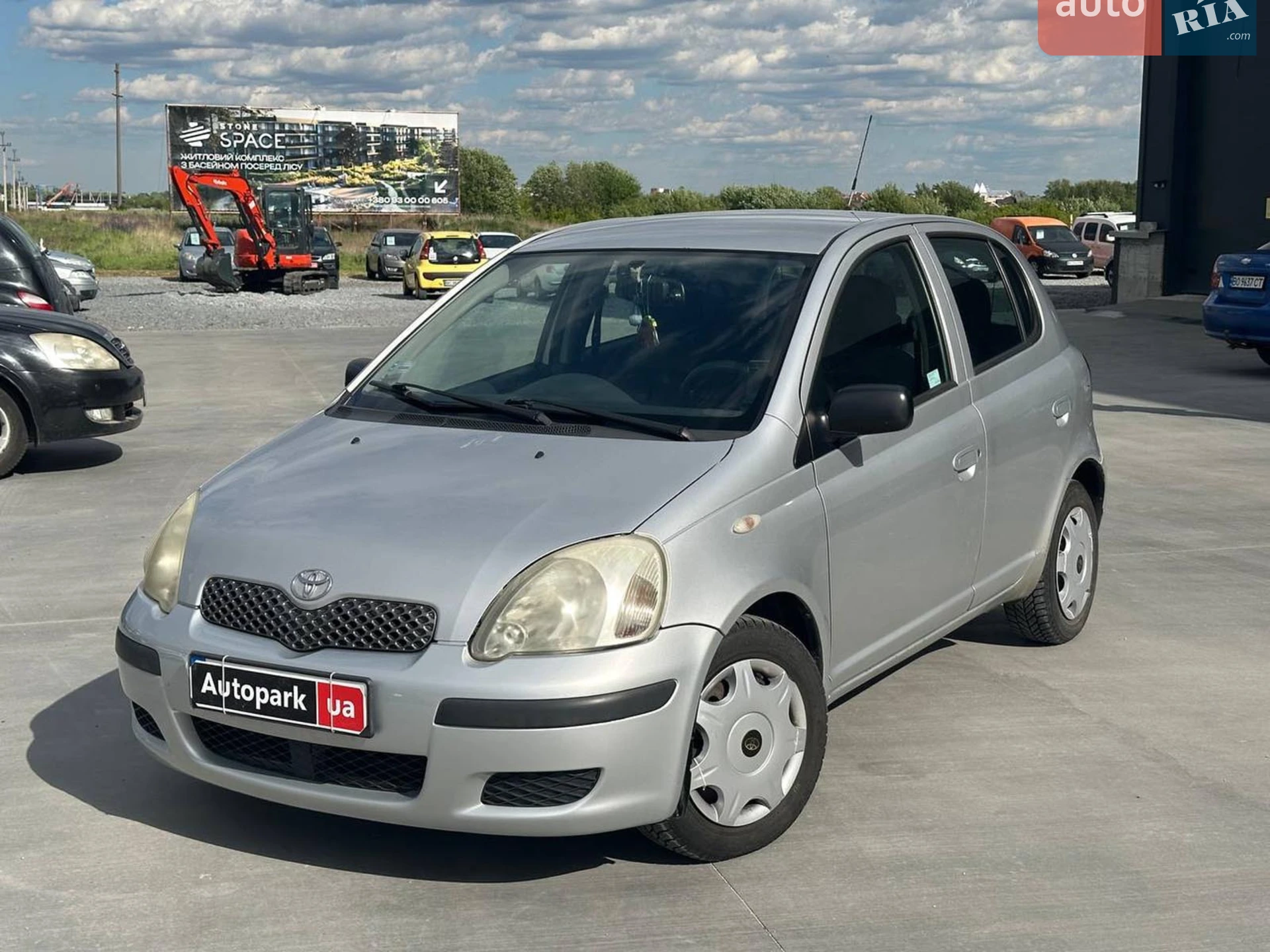 Toyota Yaris, 2004