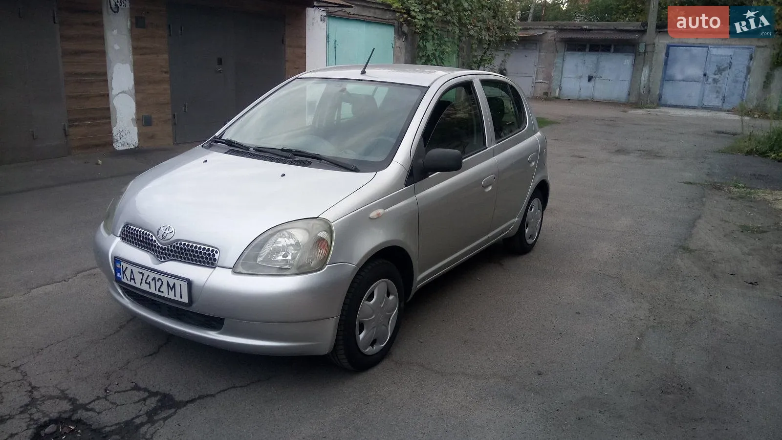 Toyota Yaris, 2001
