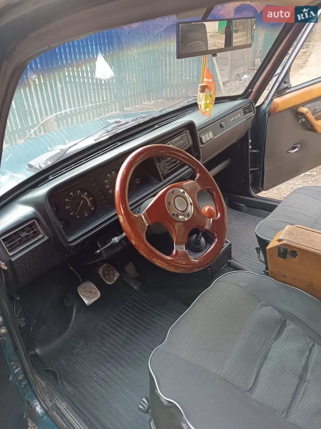 ВАЗ / Lada 2107, 1998
