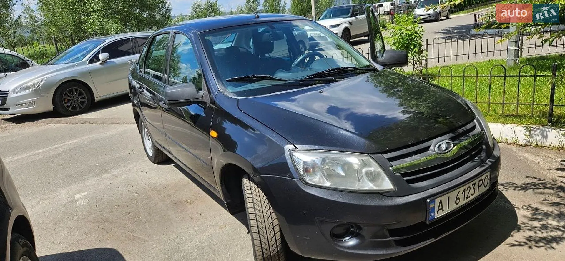 ВАЗ / Lada 2190 Granta, 2013