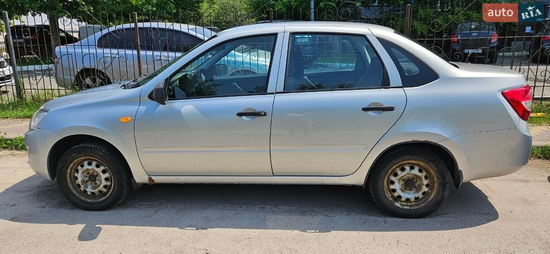 ВАЗ / Lada 2190 Granta, 2013