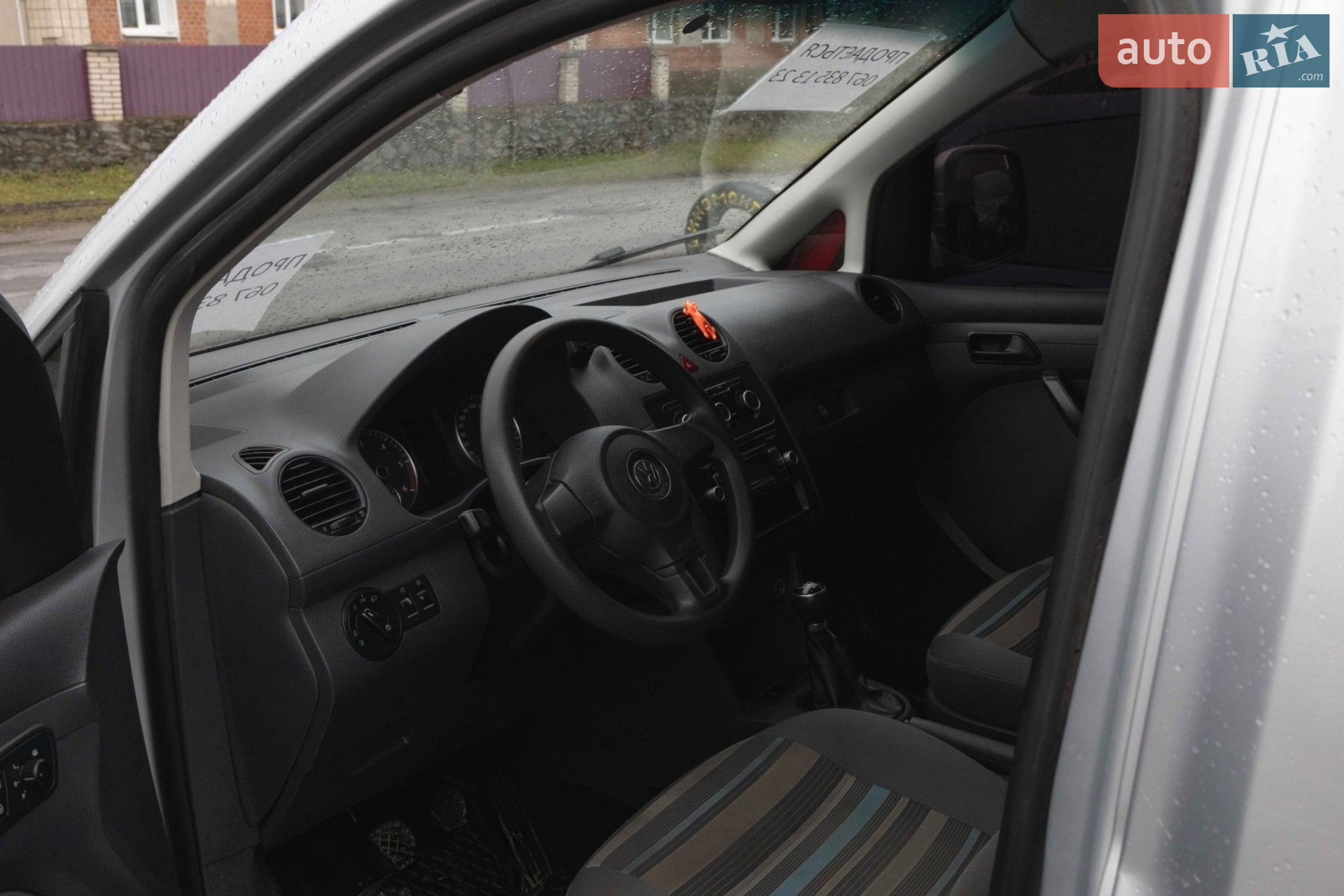 Volkswagen Caddy, 2011