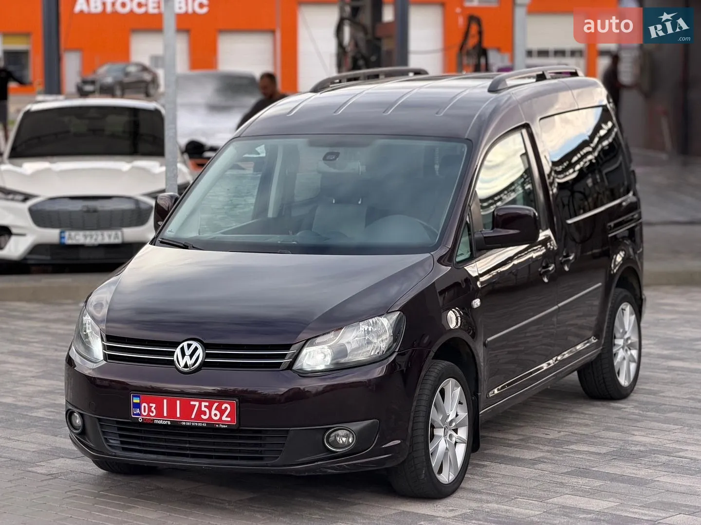 Volkswagen Caddy, 2011